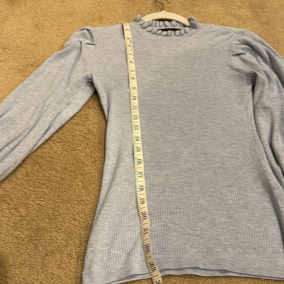 Brand new beautiful light blue sweater by White House black market - Picture 5 of 8